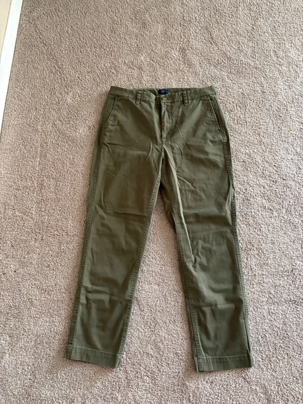 J.Crew women’s Olive Green Straight Chino Pants size 8 like new inseam 27” - Picture 2 of 5